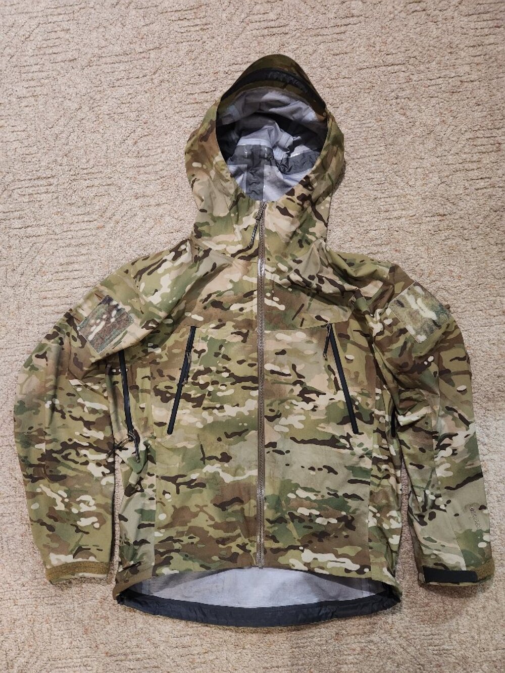 Arc'teryx LEAF Alpha LT Gen 1 Multicam - Large